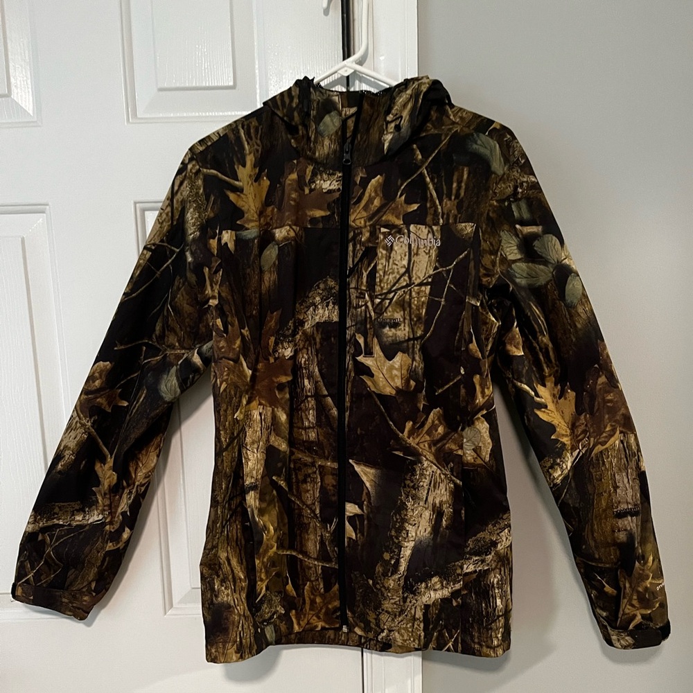 Columbia Camouflage Timberwolf Realtree Outdoor Jacket with Omni Shield